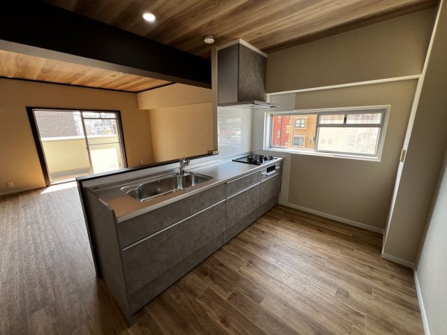 ニューライフ久留米2　401のキッチン|カウンターキッチンを新設しました。