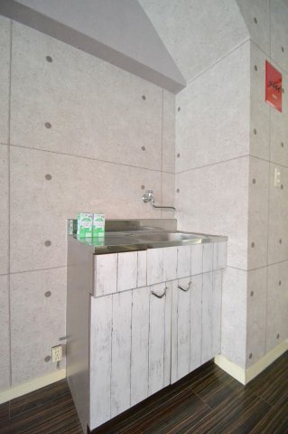 広島市中区舟入南３丁目の店舗事務所のキッチン