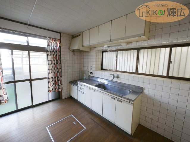 【キッチン】 | 加古川市別府町新野辺北町8丁目　中古戸建