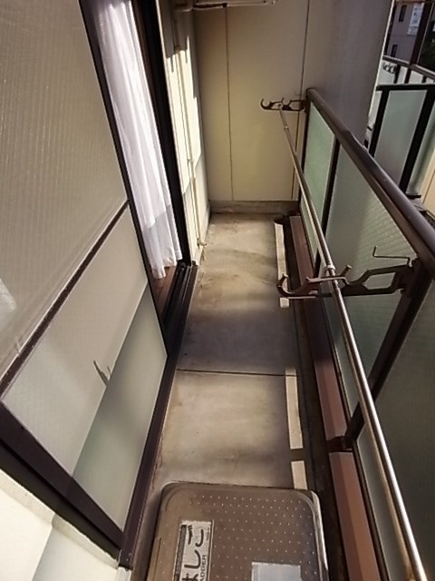 夙川ハイツAIOIのバルコニー