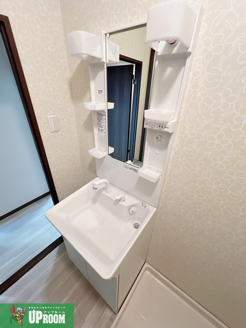 クレアコートの洗面所