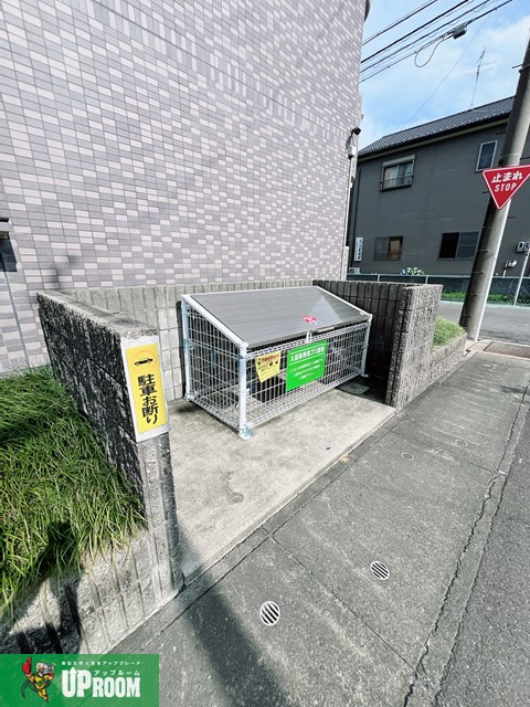 クレアコートの駐車場