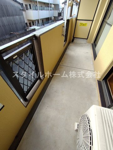 ラヴィエセレナードのバルコニー|イメージ写真です。