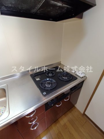 ラヴィエセレナードのキッチン|別部屋写真です。