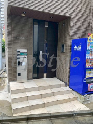 【エントランス】 | ジェイピーイーハイツ