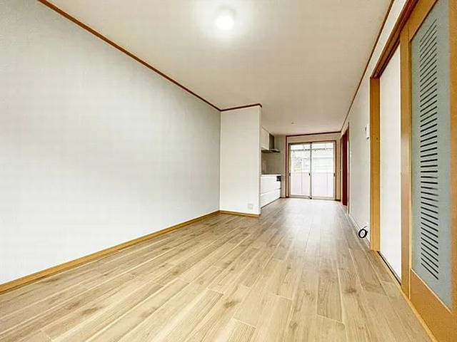 【居間・リビング】 | 山科区小山中島町　中古戸建