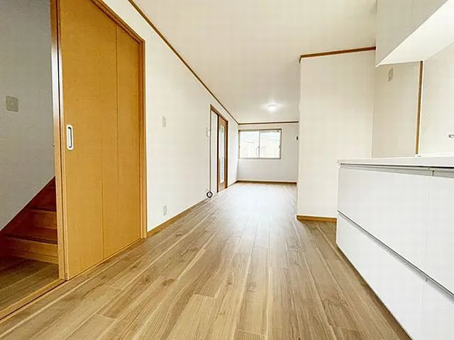 【居間・リビング】 | 山科区小山中島町　中古戸建