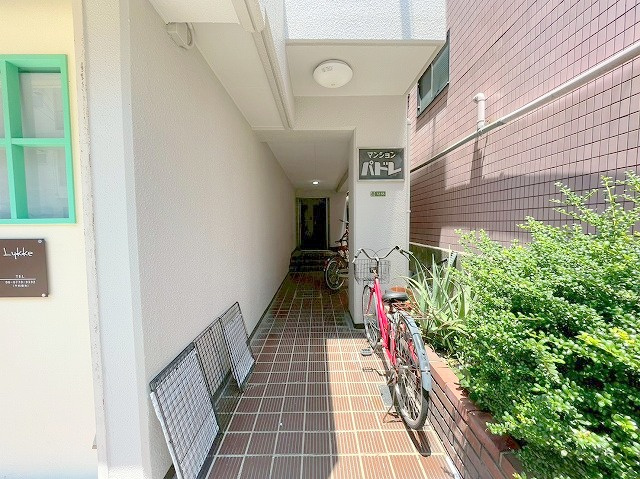 マンションパドレのエントランス