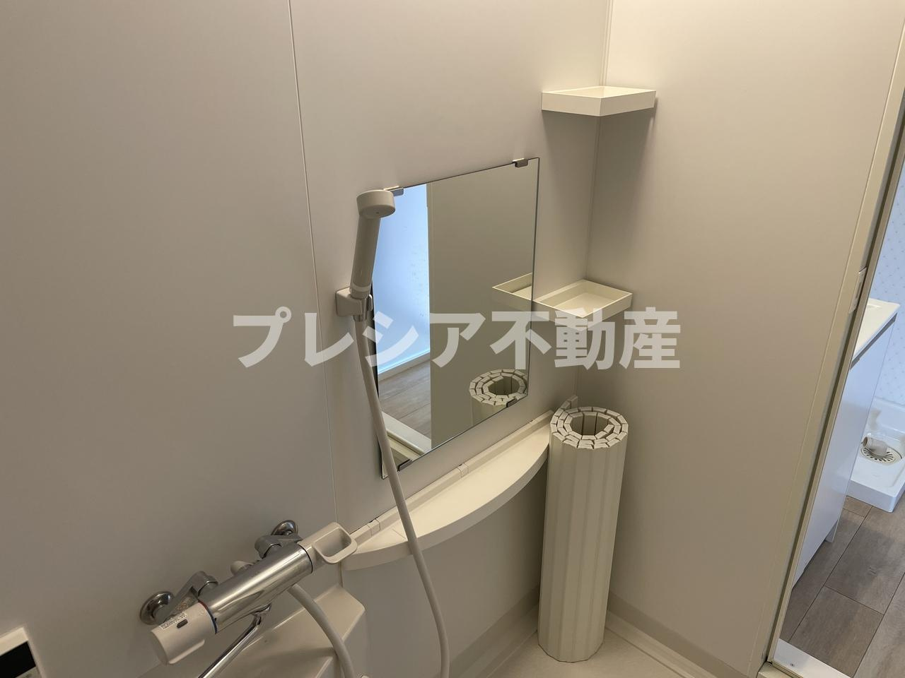 ソリューション甲子園の浴室
