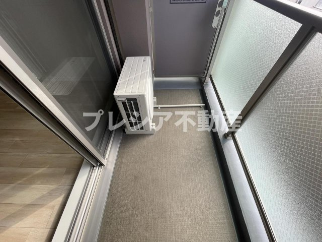 ソリューション甲子園のバルコニー