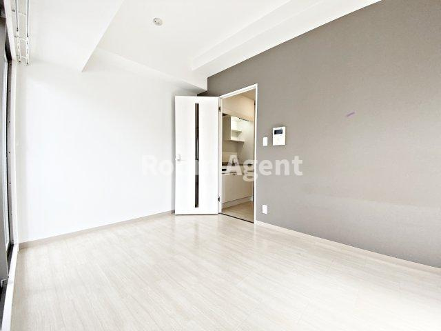 アルテミス平和の内装