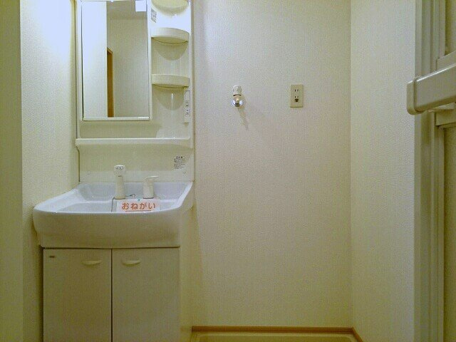 グラン　ソレイユ　（高安北）の洗面所