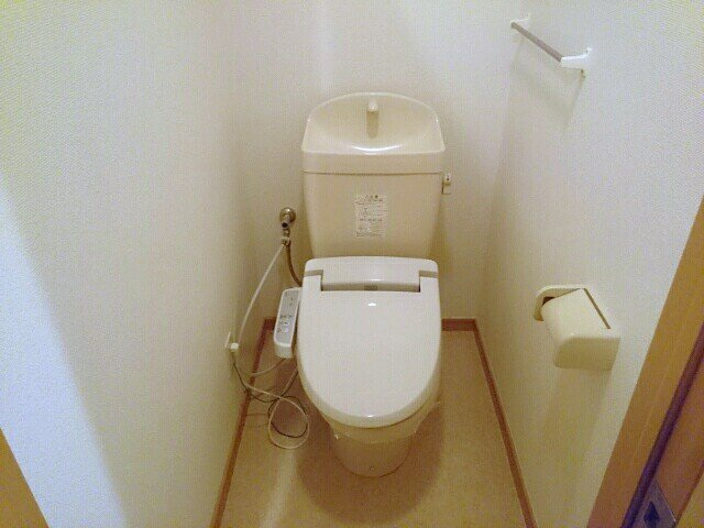 グラン　ソレイユ　（高安北）のトイレ