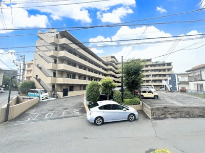 【外観】 | クレストフォルム中山 | ◆子育て世代のスタッフもいますので、お客様目線での物件選び、ご提案が可能です。お問い合わせいただきました物件以外も多数ご紹介させていただきます。