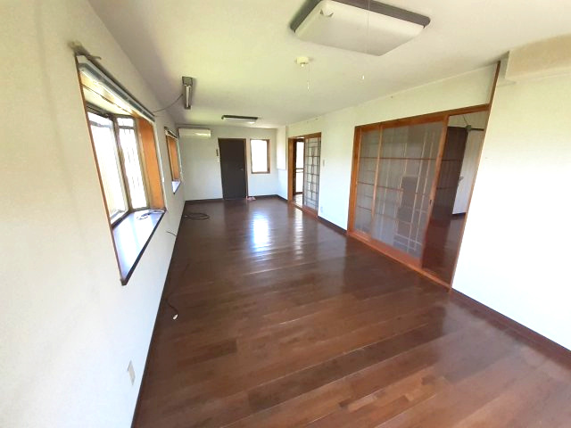 宇城市小川町北新田の中古一戸建の洋室|12帖