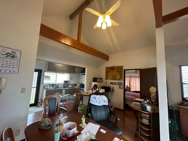 鹿嶋市大字荒井　中古戸建の居間・リビング