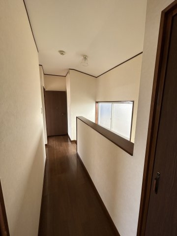 神谷3丁目住宅の内装|2階廊下