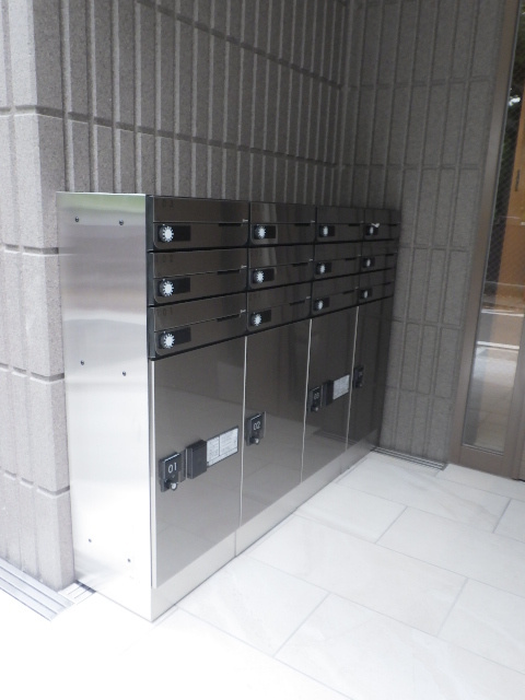 シュワルベ ハウスのその他共用部分|★宅配ボックス付きの集合ポスト★