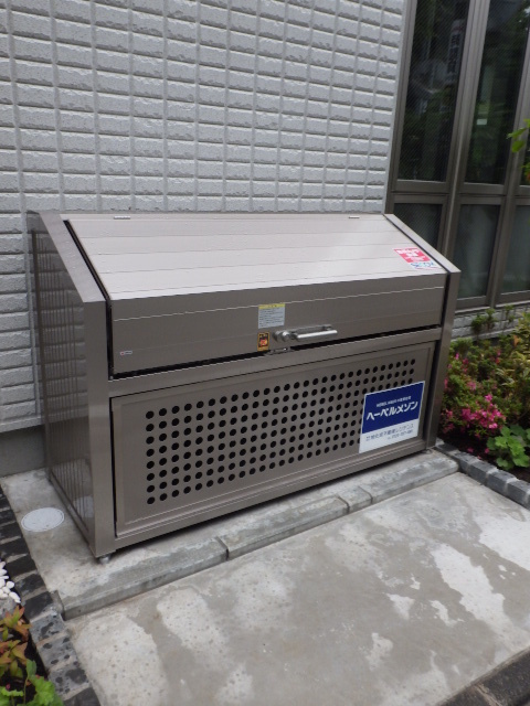 シュワルベ ハウスのその他共用部分|★入居者専用ゴミストッカー★