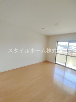 【洋室】 | プログレス | 別部屋写真です。