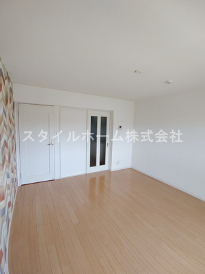 【居間・リビング】 | プログレス | 別部屋写真です。