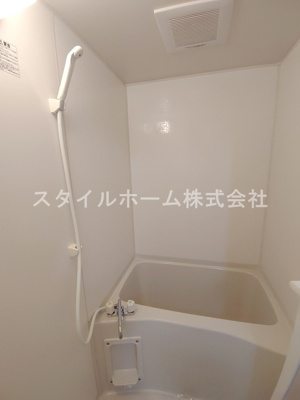 【浴室】 | プログレス | 別部屋写真です。