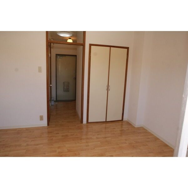 コーポ能勢の洋室