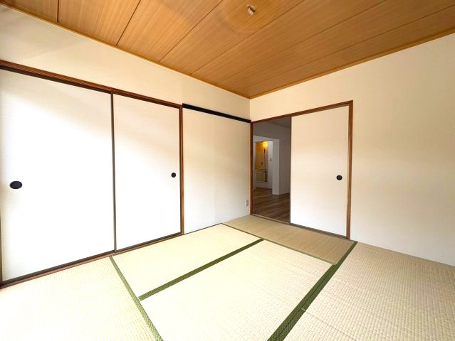 シティーハウス栄　A棟の和室
