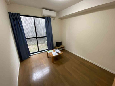 【居間・リビング】 | レオパレスタウンビュー飛田 | 設備・仕様は号室により異なる為、現況を優先致します。