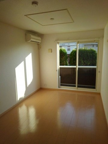 ランドヒルズＤの居間・リビング