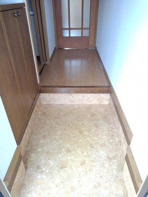 【玄関】 | ルミエール西鶴Ⅱ