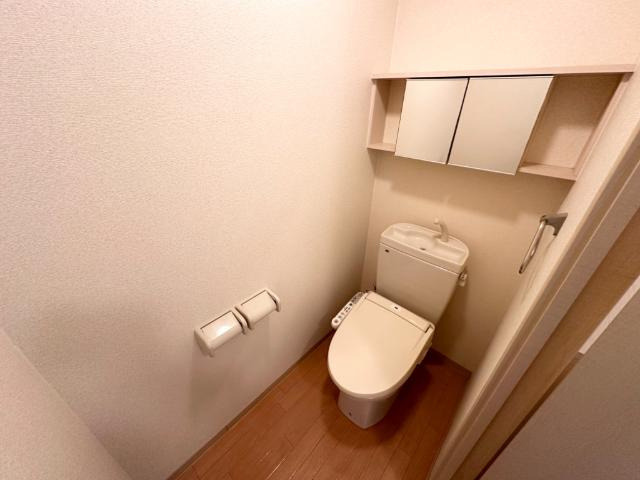 リヴィール・ワンのトイレ|シャワー付トイレ