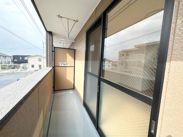 リヴィール・ワンのその他|ベランダ