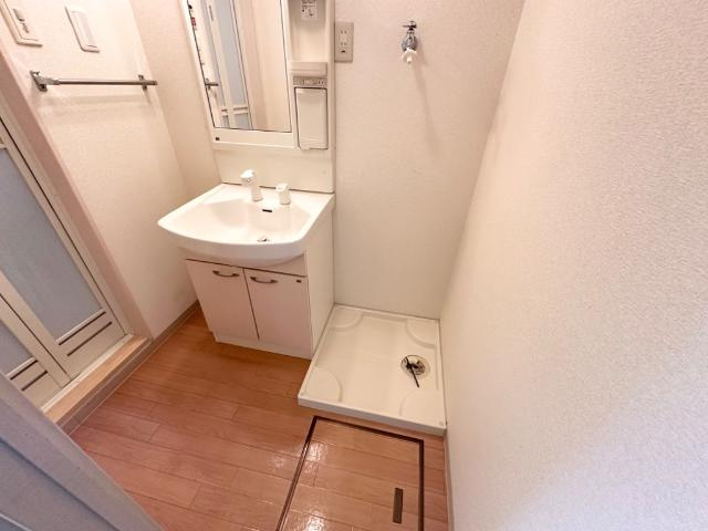 リヴィール・ワンの洗面所|脱衣所