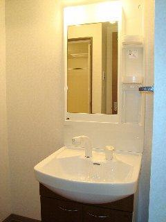 メゾンプレサスの洗面所|洗髪洗面化粧台