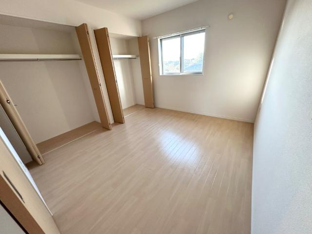 サンライズガーデン神田の内装|洋室