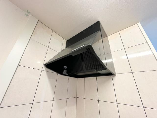 サンライズガーデン神田のキッチン|レンジフード