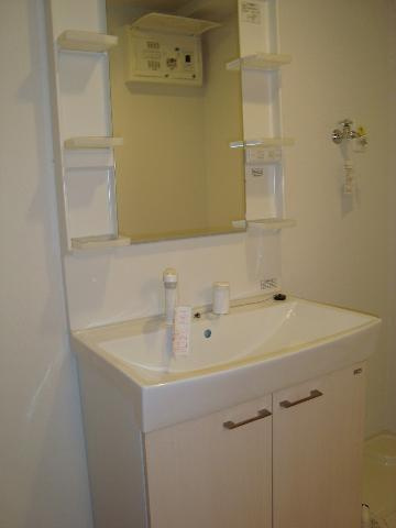 クレストールMORIの洗面所|洗髪洗面化粧台