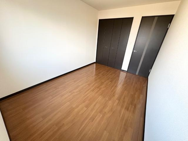 エレガント・プレサスの内装|洋室