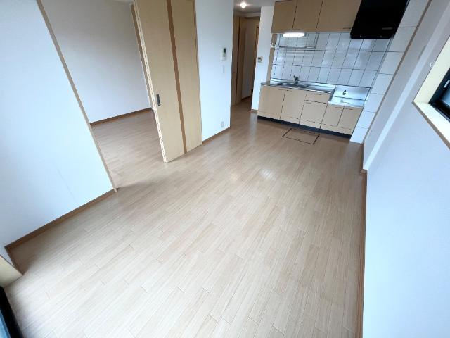 エクセルハイム岩ヶ下Ⅱの居間・リビング|リビング