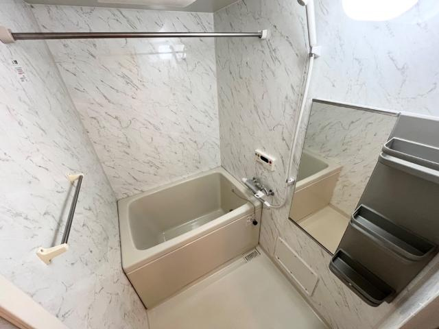 エクセルハイム岩ヶ下Ⅱの浴室|バス