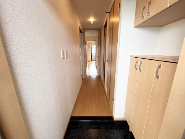 エクセルハイム岩ヶ下Ⅱの内装|廊下