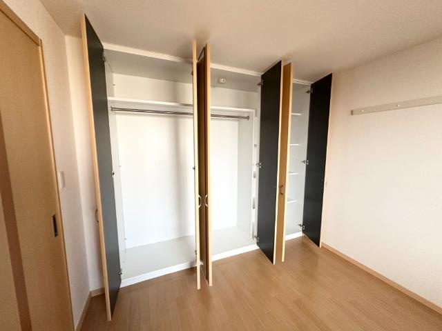 エクセルハイム岩ヶ下Ⅱの収納|収納