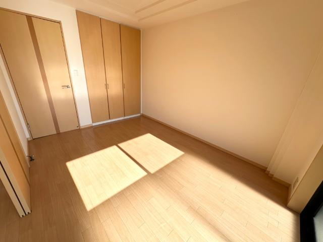 エクセルハイム岩ヶ下Ⅱの内装|洋室
