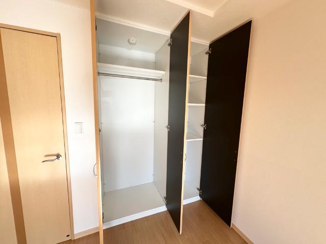 エクセルハイム岩ヶ下Ⅱの収納|収納