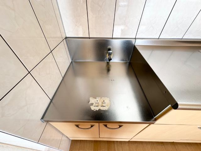 エクセルハイム岩ヶ下Ⅱのキッチン|ガスコンロ置き場