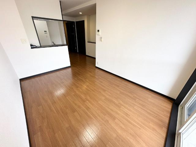 アンジュの居間・リビング|リビング