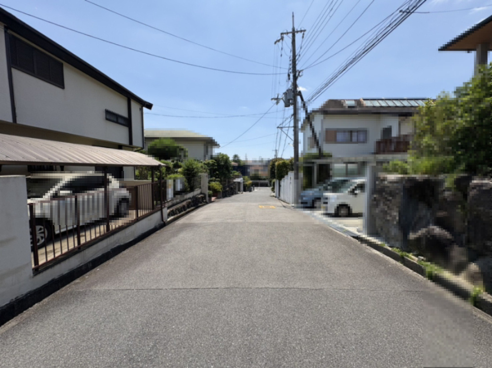 吹田市高野台5丁目の周辺|前面道路【2025年6月28日撮影】
