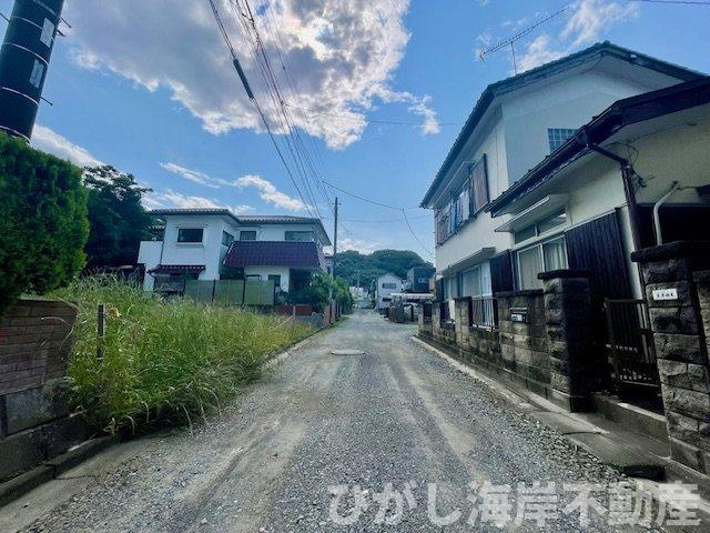 平塚市高根１丁目　売地の前面道路含む現地写真|現地外観