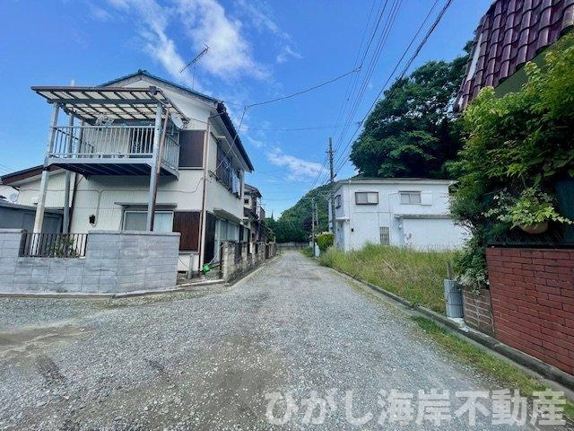 平塚市高根１丁目　売地の前面道路含む現地写真|現地外観